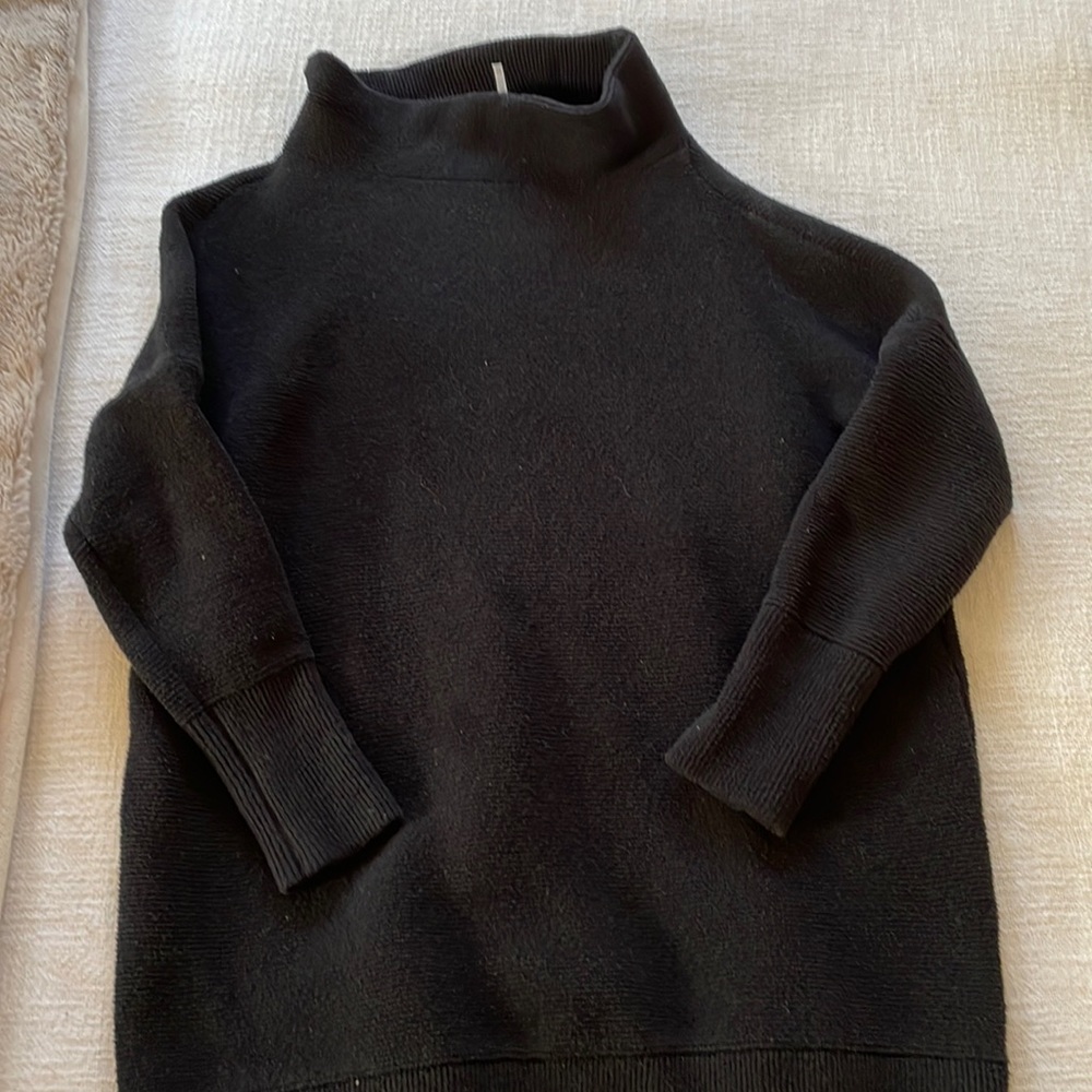 Free People Tunic Sweater EUC